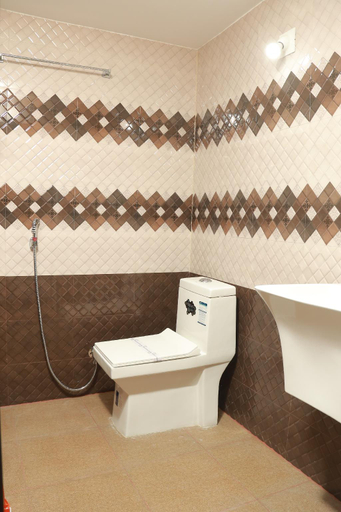 Bathroom 5, BEVERLY SUITES, Wayanad