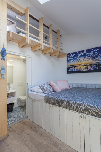 Bedroom 3, Guest House Blue, Zadar