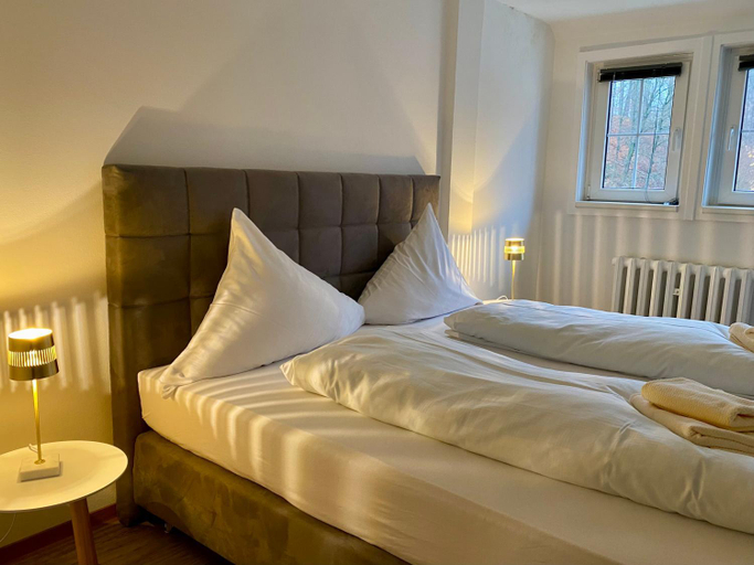 Others 5, Kavaliershaus neben Schloss Rauenstein, Erzgebirgskreis