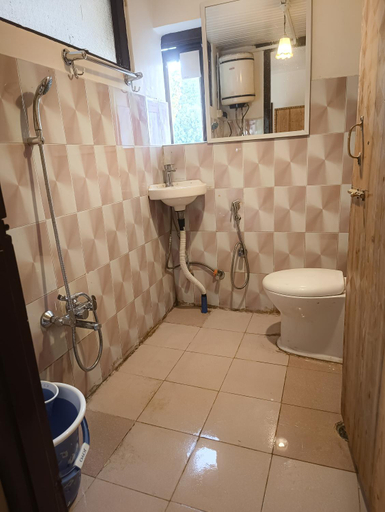 5, Hotel Garden INN, Srinagar