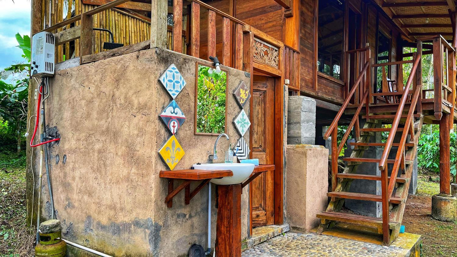 Others 3, Gempinis Coffee Shop and Villa, Tabanan