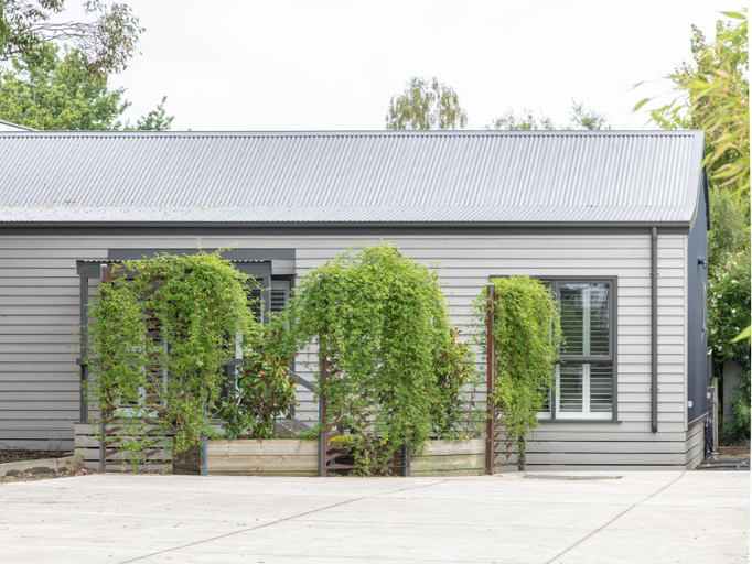 Others 5, The Dickins, Macedon Ranges Bal