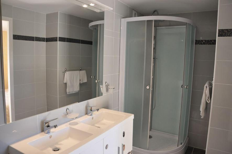 Bathroom, lO GORISSADO - La ferme du glandier, Dordogne