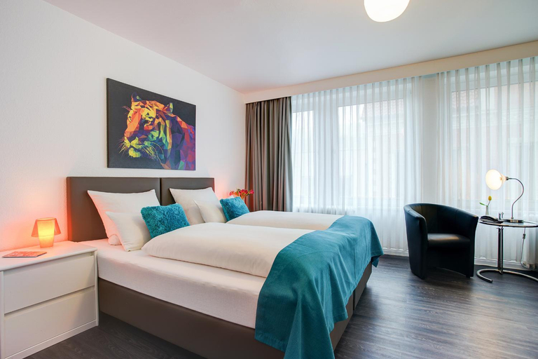 Bedroom 2, Centro Hotel Atlanta, Region Hannover