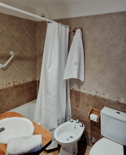 Bathroom 4, Isla Bonita Suites, Ushuaia