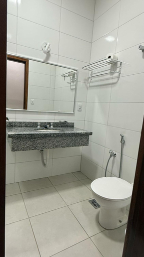 Bathroom, Hotel Itarare, Itararé