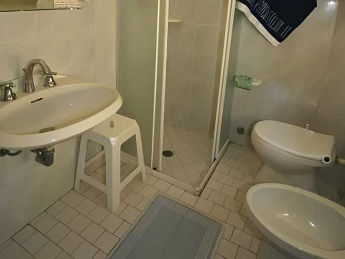 Bathroom 4, Parco Fellini, Rimini