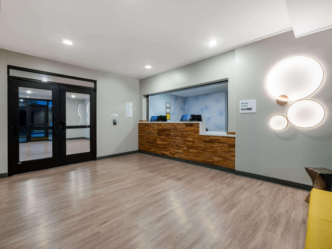 Public Area 3, ECHO Suites Extended Stay by Wyndham Indianapolis AmeriPlex, Indianapolis