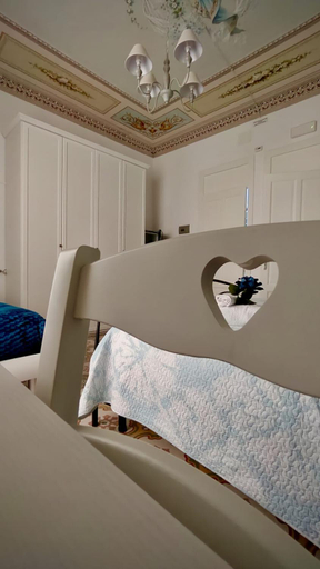 Others 3, Regina Stella, Palermo
