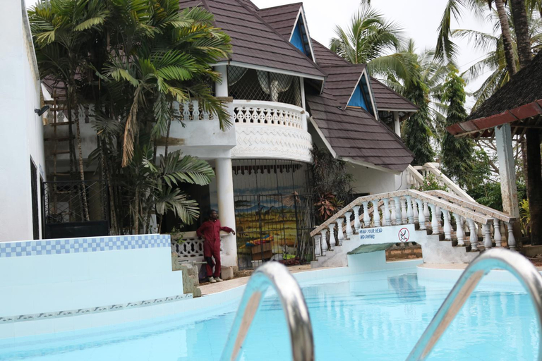 Others 5, A wonderful Beach property in Diani Beach Kenya -a dream holiday place, Nyali