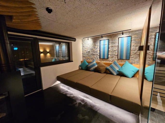 Bedroom 2, Chalet in Zillertal near Ski Slopes Whirlpool, Schwaz
