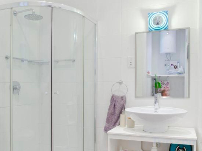 Bathroom, Premium Design Central Suite