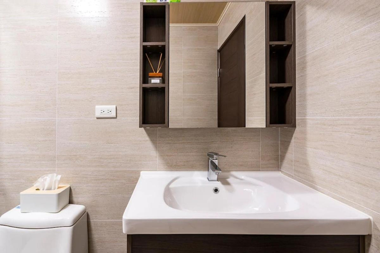 Bathroom 4, MEET YU B&B (Yu Ni Xiang Yu), Pingtung