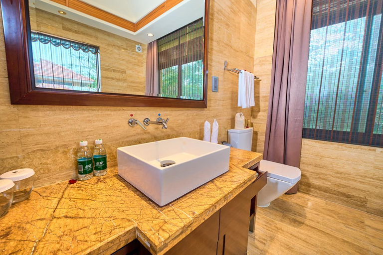 Bathroom 5, Grand Metropark Villa Resort Sanya Yalong Bay, Sanya