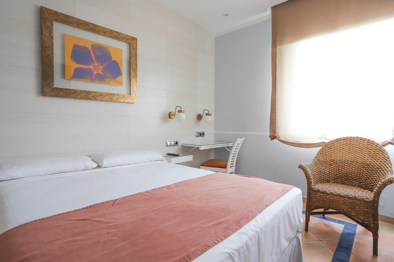 Bedroom 4, Hotel Oasis con parking incluido, Córdoba