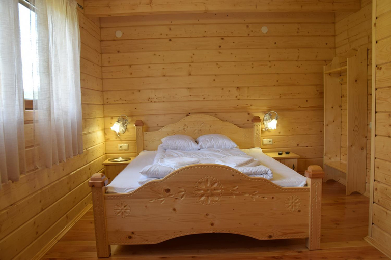 Bedroom 2, VIOLETTA, Skolivs'kyi