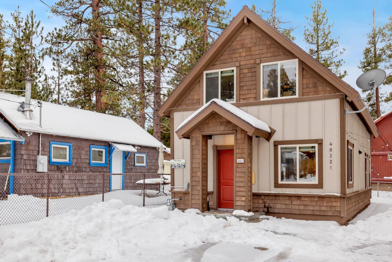 Exterior & Views 1, Village chic chalet #2113, San Bernardino
