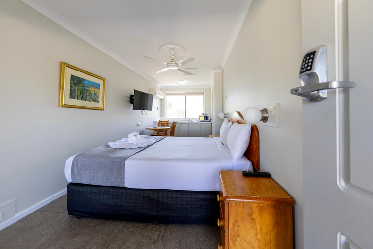 Others 5, Breeze Inn 13 Princes Highway, Ulladulla, Shoalhaven - Pt B