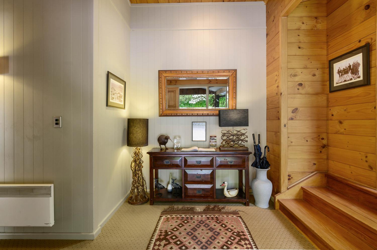 Public Area 2, Koura Lodge, Rotorua