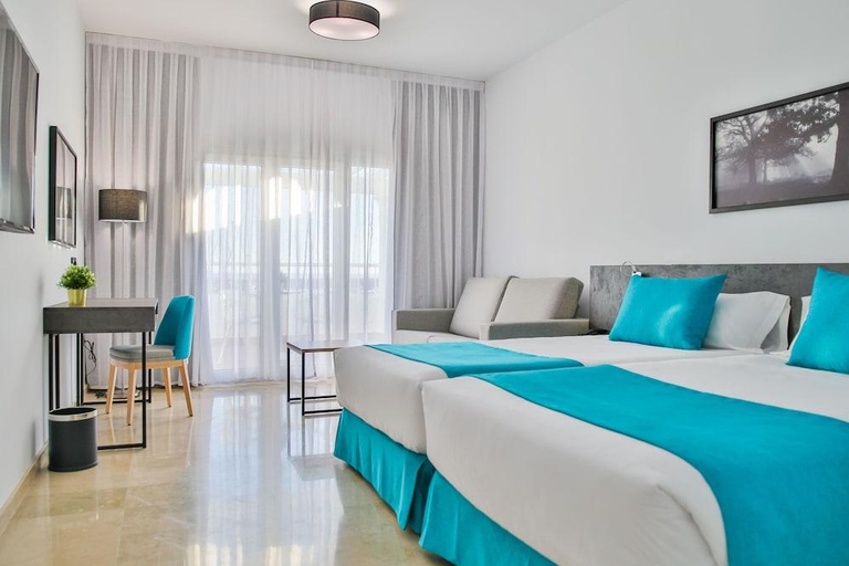 Bedroom 3, Moon Hotel & Spa, Almería