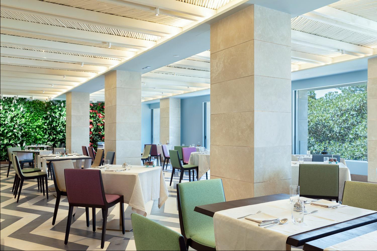 Food & Drinks 5, Grand Hotel Des Étrangers, Syracuse