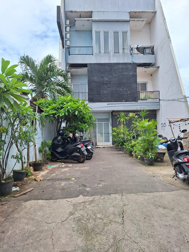 Others 4, OYO 93584 RukotelNearICE BSD, Tangerang
