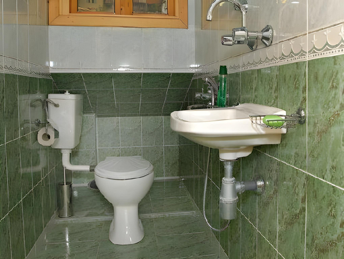 Bathroom 3, Hotel Comfort, Veliko Tarnovo