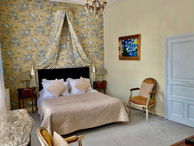 Bedroom, Chateau des Feugerets, Orne