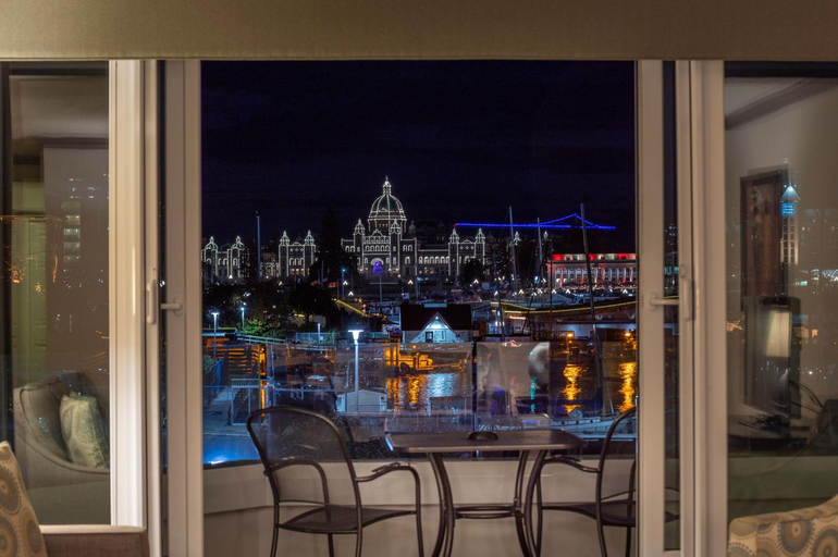 Food & Drinks 4, Victoria Regent Waterfront Hotel & Suites, Greater Victoria