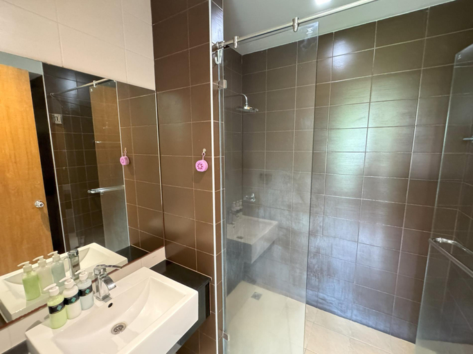 Bathroom 3, Apartment at peaceful Rawai Condo Saiyuan Buri, Pulau Phuket