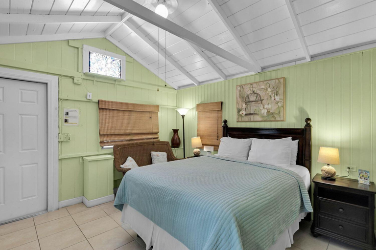 Bedroom 2, Tropical Cottages, Monroe