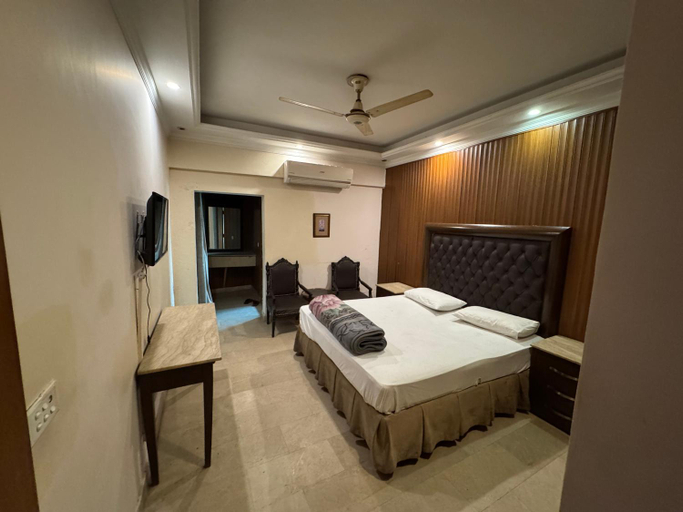 5, City view hotel lawrance road, Lahore