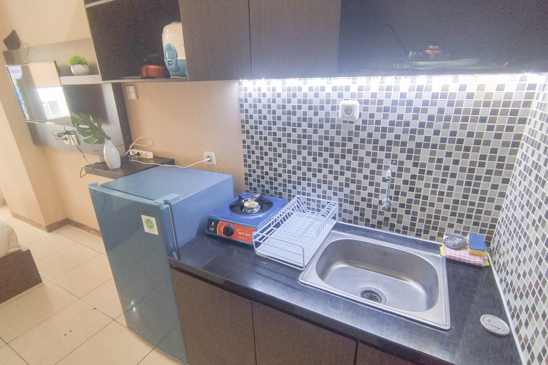 Others 4, Studio Minimalist and Warm at Pavilion Permata Apartment By Travelio, Surabaya