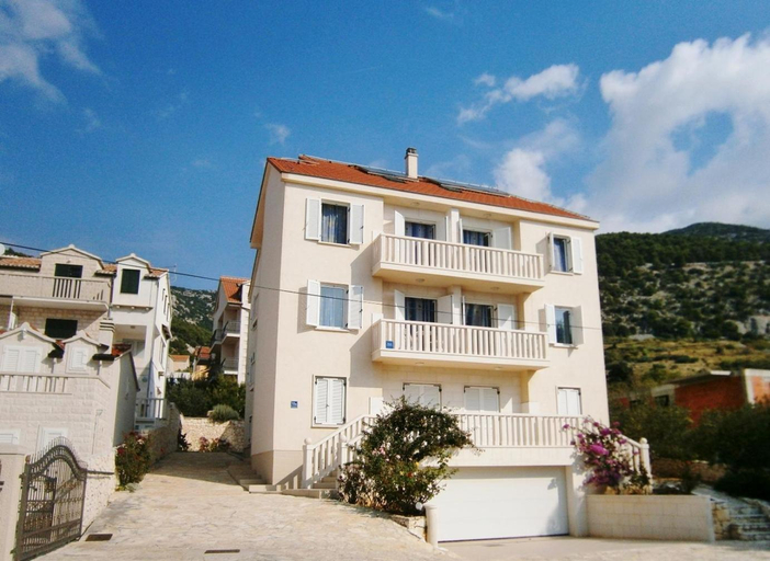 5, Apartments Vila AS, Bol