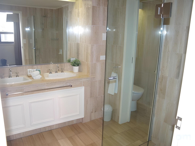 Bathroom 4, Hotel Richmond on Rundle Mall, Adelaide