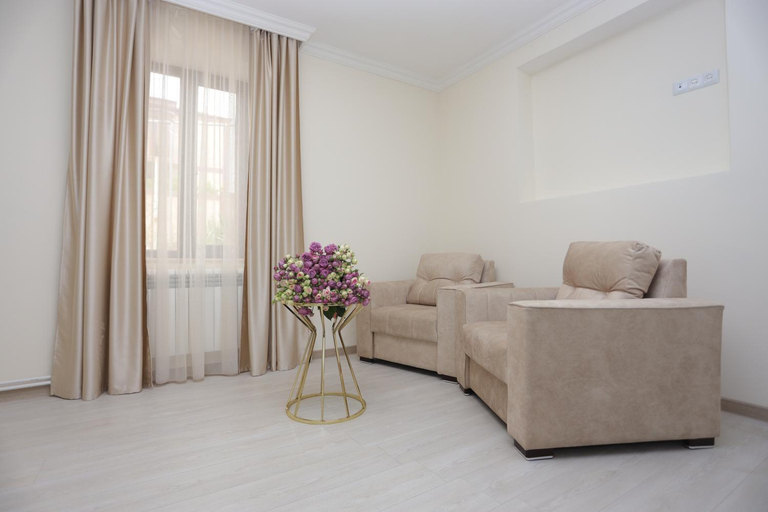 Others 3, Mush Family Guest House, Yerevan