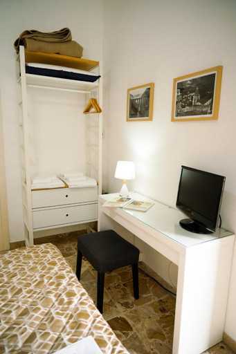 Bedroom 2, Finestra sui Ponti, Ragusa