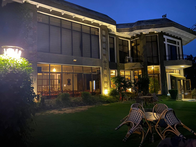 Exterior & Views 2, Rock City Resort, Malakand
