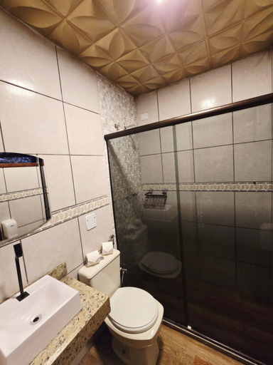 Bathroom 4, Pousada Gente Bonita Joao Fernandes, Armação dos Búzios