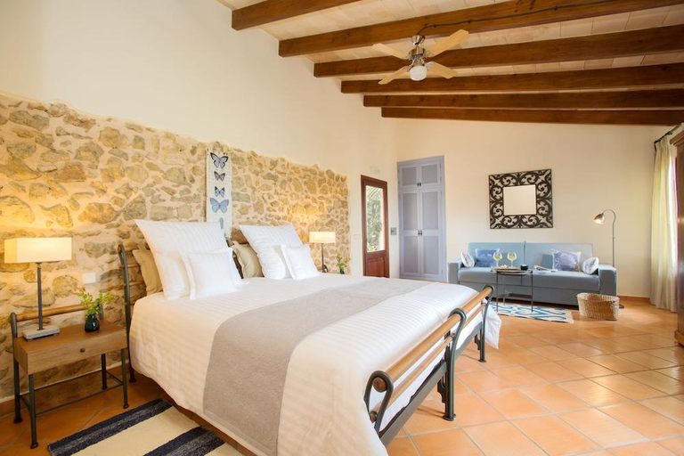 Bedroom 3, Casa Font i Roig, Baleares
