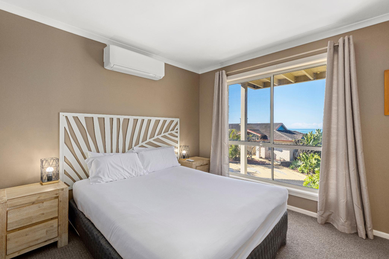 Bedroom 2, Aqualuna Beach Resort, Coffs Harbour - Pt A
