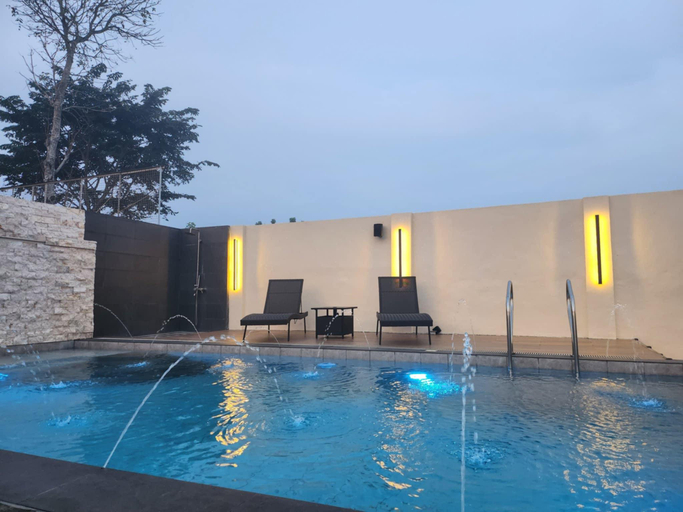 Sport & Beauty 2, Rmb's Downton Place, Tagaytay City