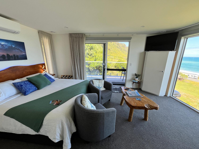 Others 5, View With A Room NZ - Boutique Beachfront Accommodation on the Great Coast Road, Grey