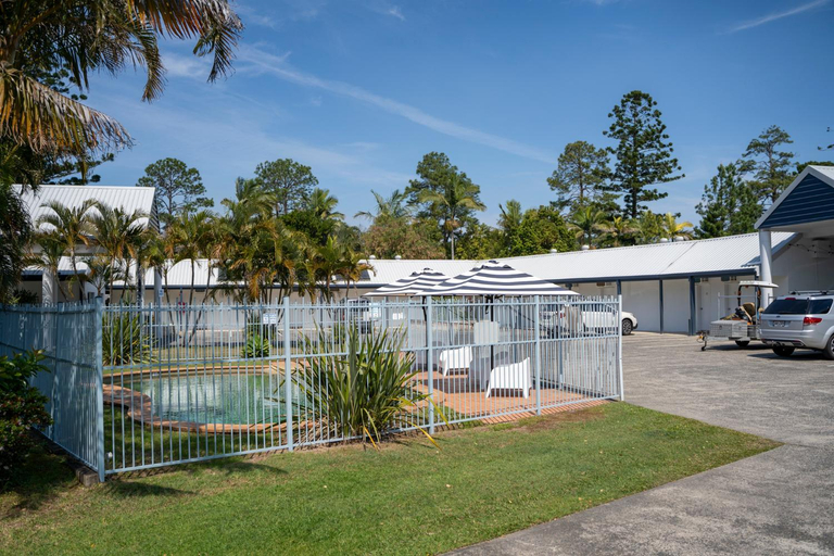 Exterior & Views 2, Woolgoolga Coast Motel, Coffs Harbour - Pt B