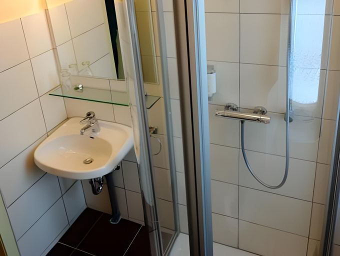 Bathroom 5, Ferienhotel Augustusburg, Mittelsachsen