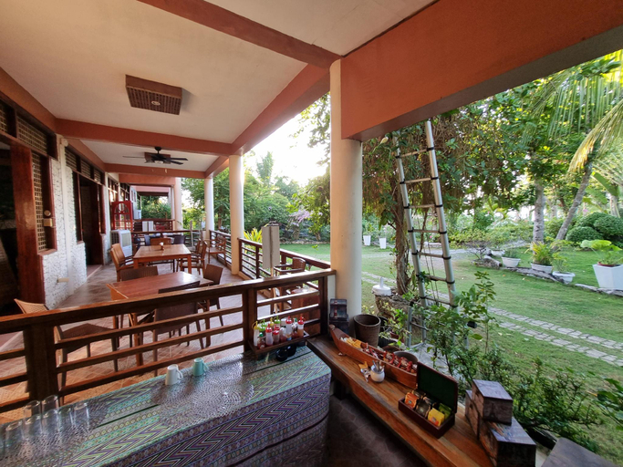 Public Area 3, Hale Manna Coastal Gardens, Moalboal