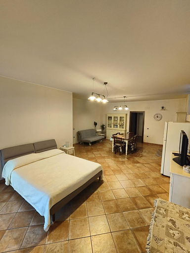 Bedroom 2, Rocky House, Chieti