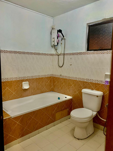 Bathroom 3, Raj, Alor Gajah