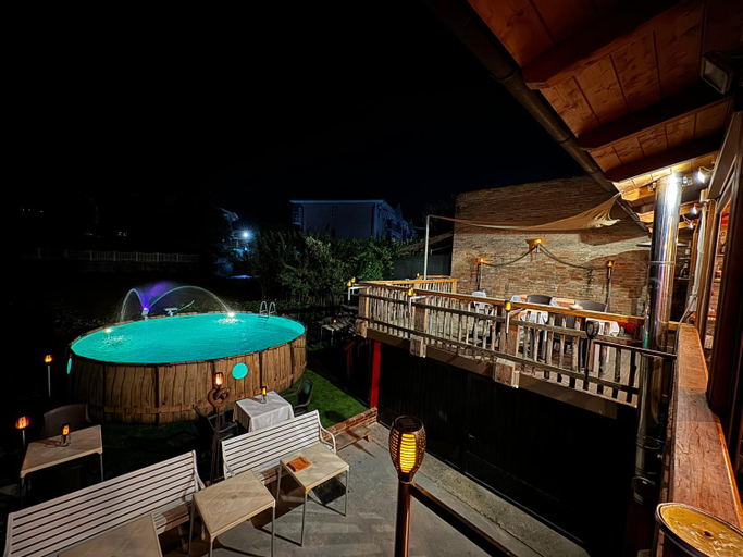 Food & Drinks 2, B&B WELLNESS Junior Suite CAREN, Cuneo