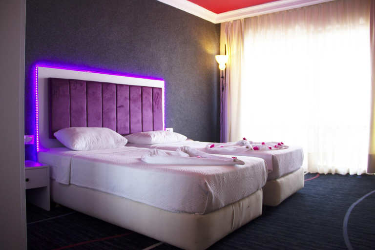 Bedroom 5, Suhan Seaport Hotel, Kuşadası